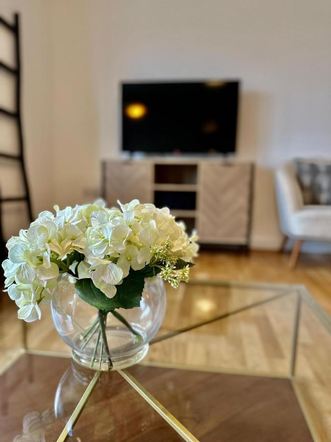 Koala & Tree - Modern 1 Bed Apartment For 4 Guests In The Heart Of Cambridge - Short Lets & Serviced Accommodation المظهر الخارجي الصورة
